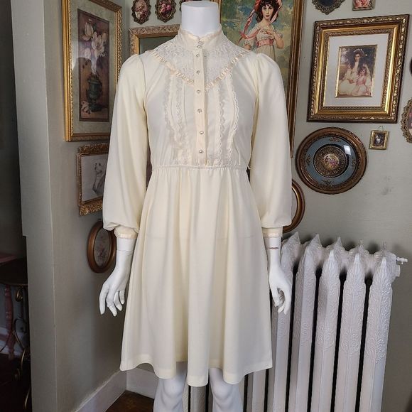 Vintage Cream Dress Elegant Vintage Long Dresses Vintage Cream Homecoming  Dresses